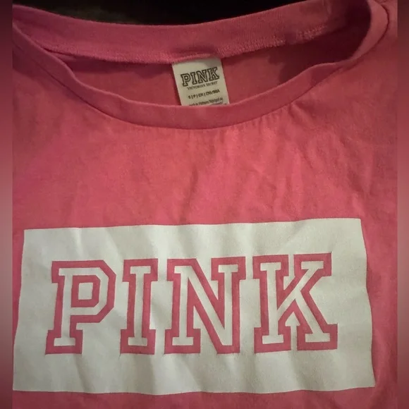Vintage Y2K Victoria Sercet Pink Tee shirt - Picture 2 of 3